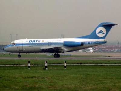 Going onto 27L at LHR in 1993.