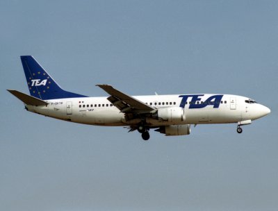 B737-300 F-GKTB 