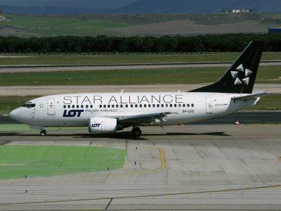 B737-500 SP-LKE 'Star Alliance'.