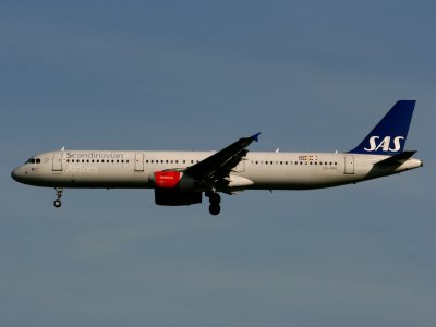 A321 LN-RKK