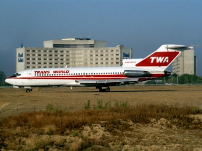 B727-31 N831TW