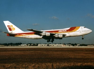 B.747-200 EC-DLC