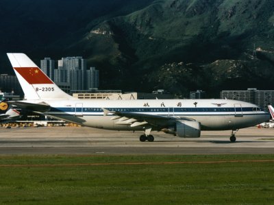 A310-300 B-2305