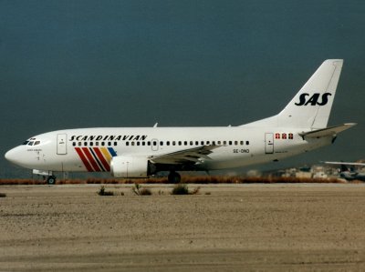 B.737-500 SE-DND