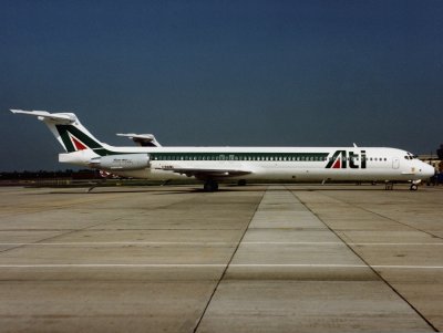 MD-82 I-DANL
