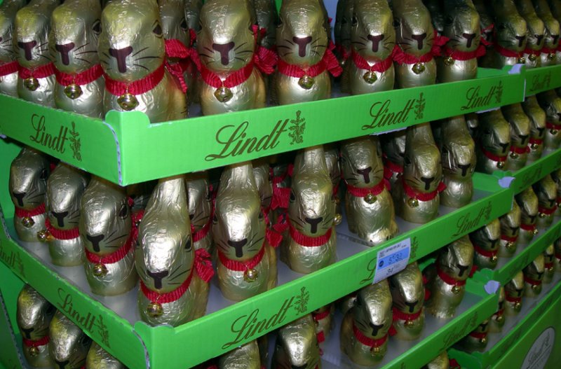 Challenge ~ Bunnies, Bonnets and Eggs