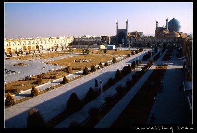 Overview of Khomeini Square