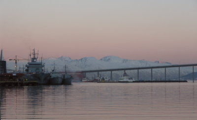 Harbour in twilight.jpg