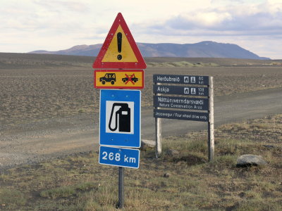 The rough road to the Askja caldera.jpg