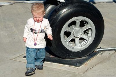 December 2006 - Kyler with the Lockheed EC-121T Warning Star #AF52-3425 nose gear