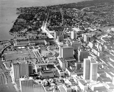 1930 - Aerial of downtown Miami, looking south