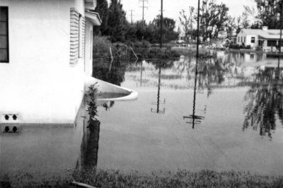 1947 - Hammond Drive in Miami Springs, Florida, after the Flood of 1947 caused by Hurricane VI