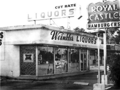 1968 - Weinkles Liquors and a Royal Castle sign at 12425 S. Dixie Highway, Miami