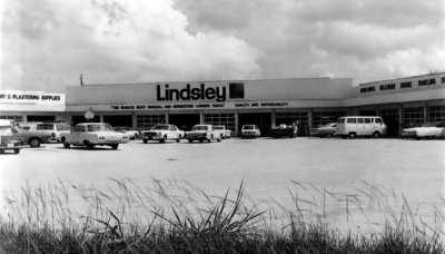 1971 - Lindsley Lumber at South Dixie Highway (US 1) and Red Road, Miami