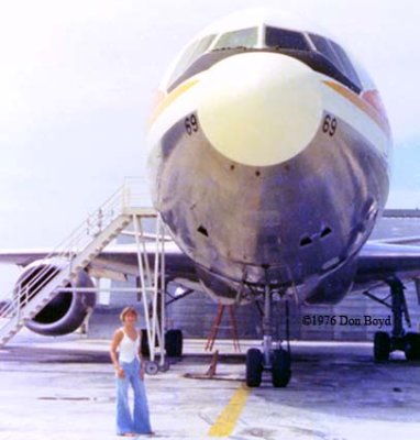 1976 - Karen Sherfick and National Airlines DC10-10 N69NA