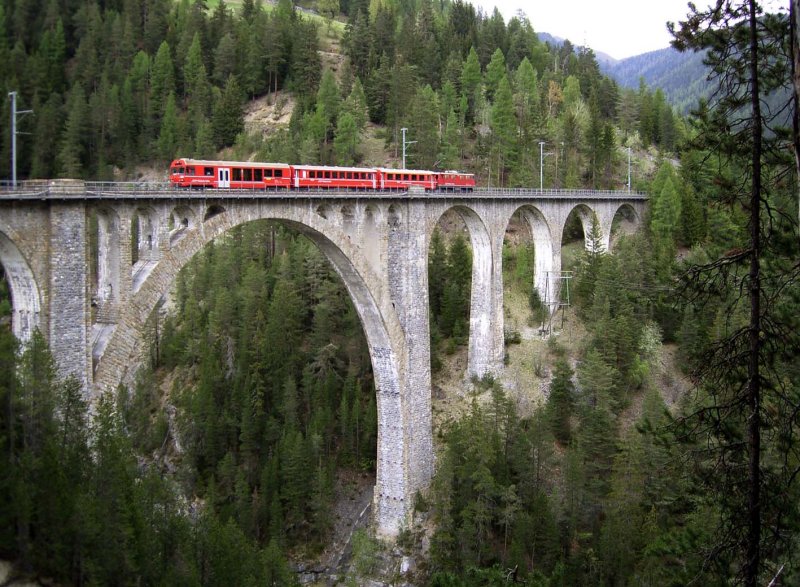 The Wiesener viaduct on the Davos-Filisur route