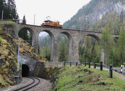 Albula viaduct between Berguen and Preda