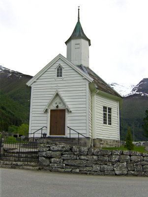 Loen church
