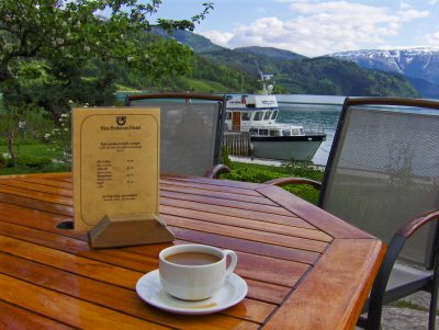 A Ulvik hotel terrace   901