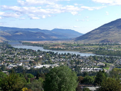 A VIEW OVER KAMLOOPS . 1   741