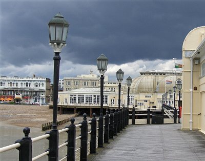 A ON WORTHING PIER . 1    1601