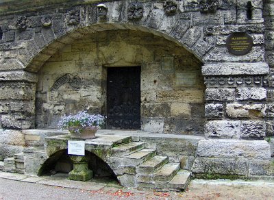 MUTTER TOWER ENTRANCE