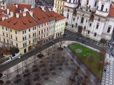 OLD TOWN SQUARE . 3