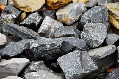 pathway_rocks02.jpg