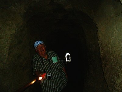 DIAMOND HEAD CLIMB8.JPG