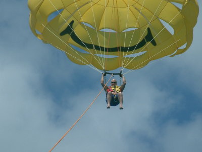 PARASAIL4.JPG