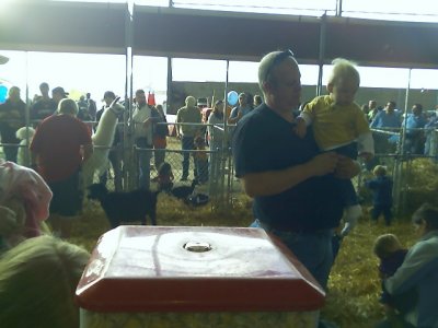 09-02-07_petting zoo2