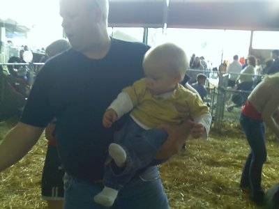 09-02-07_petting zoo4