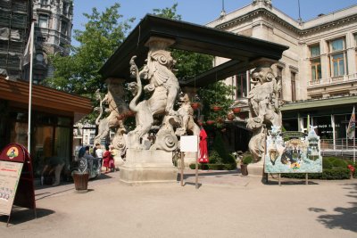 Antwerp Zoo 001.jpg