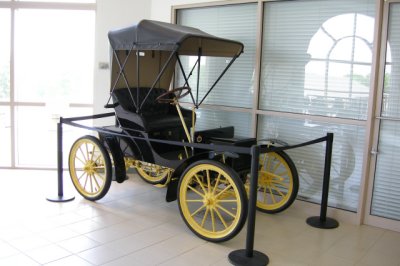 Antique Automobile Club of America Museum, Hershey, Pennsylvania. All photos shot with Nikon P5000.