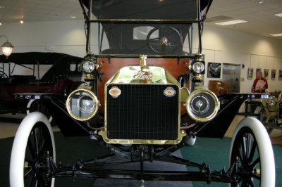 1914 Ford Model T Touring, AACA Museum, Hershey, Pa. ISO 100, 1/35.4 sec., f/2.7.