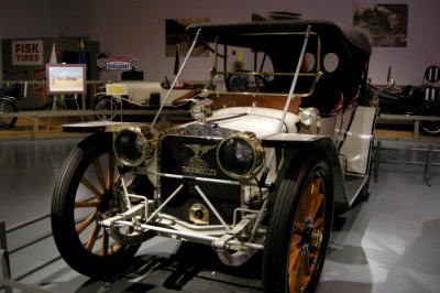 1913 American Underslung, AACA Museum, Hershey, Pa. ISO 200, 1/8.2 sec., f/2.7. (PP)