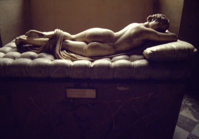 Hermaphrodite Endormi, Louvre, Paris, 1982.