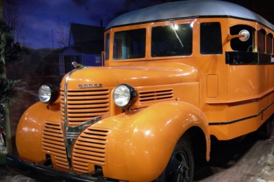 This 36-passenger schoolbus has a 1936 body by Carpenter Body Works ...