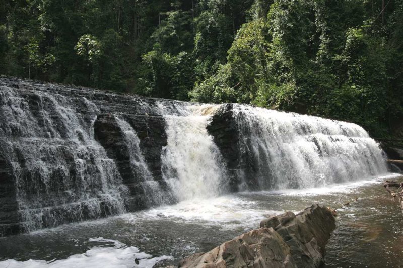 Imbak Waterfall.jpg