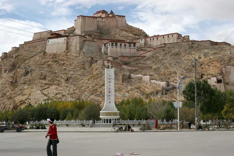 Dzong-Castle.jpg