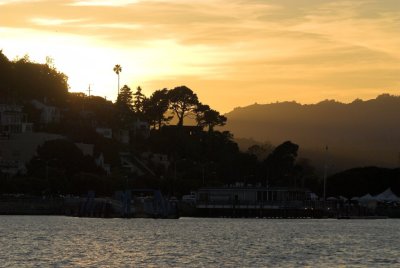 n3174 The Golden Sunset over Sausalito