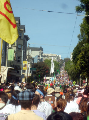 60,000 people.  hayes hill.