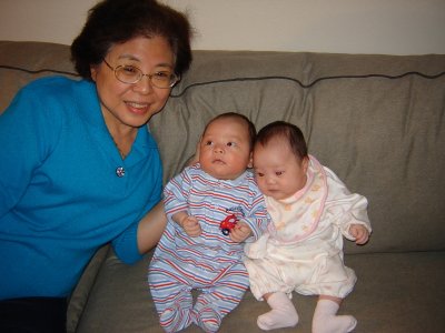 外婆和兩個小可愛