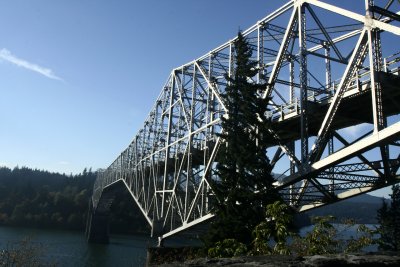 bridge of the Gods 01.jpg