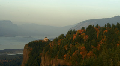 Vista House in Fall from Womens Forum.jpg