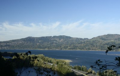Columbia River from Multnomah Falls Trail.jpg