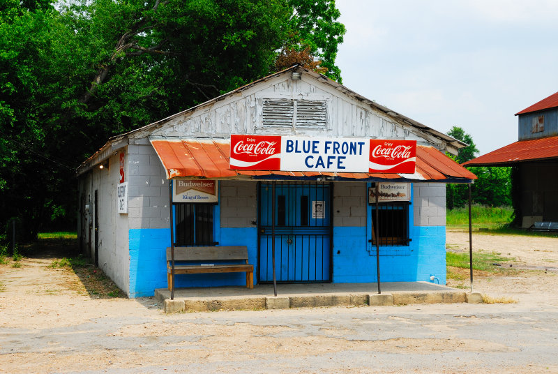 Bentonia-Blue Front Cafe