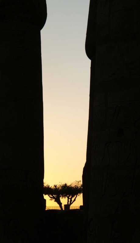 Luxor Sihlouette