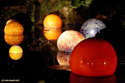 Chihuly Art - Niijima Floats