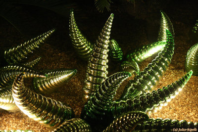 Chihuly Art - Hornets